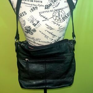 Black Leather Stone Mountain Crossbody